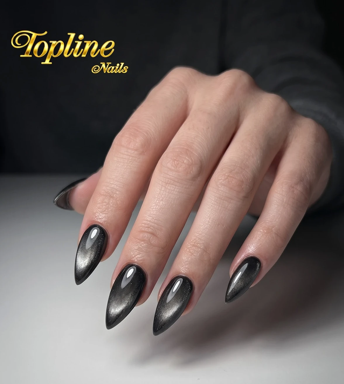 Topline Nails
